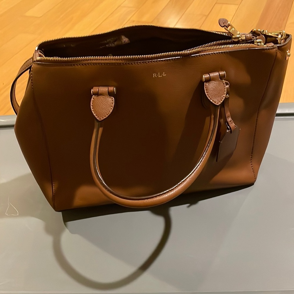 Ralph lauren leather bag. camel color. multi zipper.